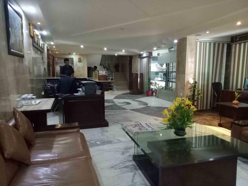Hotel Wti Airport Grand Delhi Нью-Дели Экстерьер фото