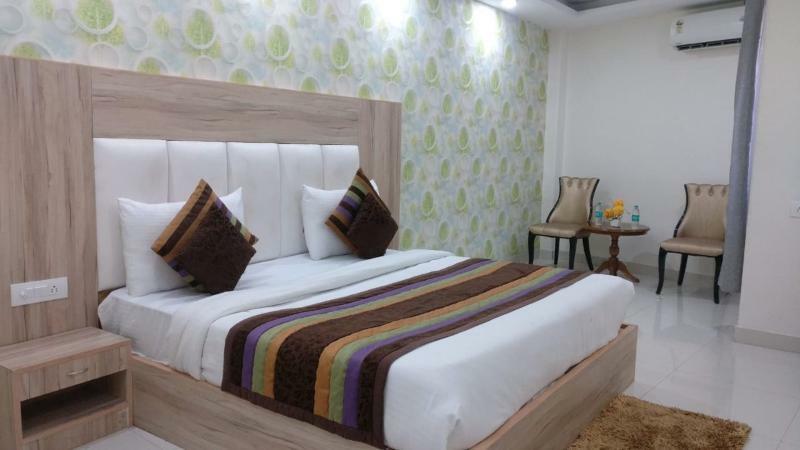 Hotel Wti Airport Grand Delhi Нью-Дели Экстерьер фото